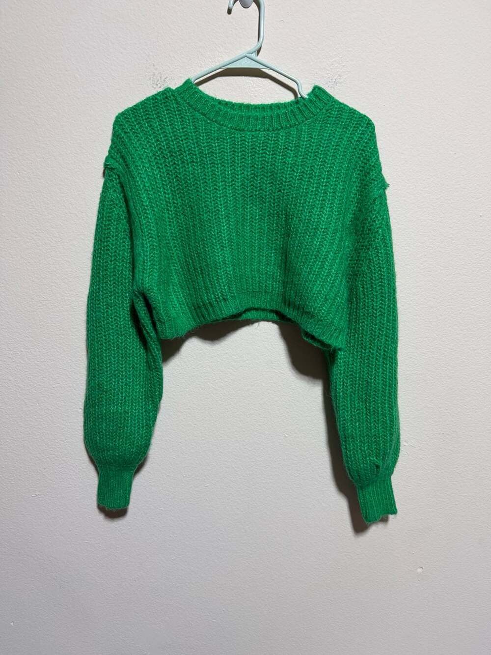 Zara Green Cropped Crew Neck Sweater